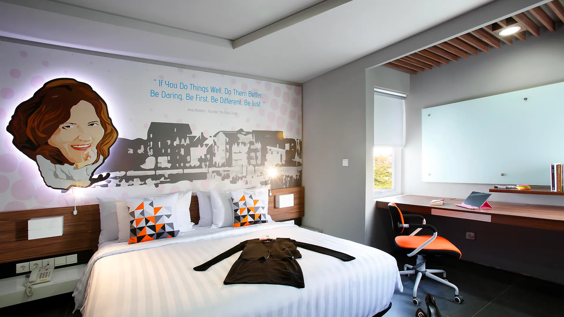 Berry Biz Hotel Seminyak  3*, Seminyak (Bali)
