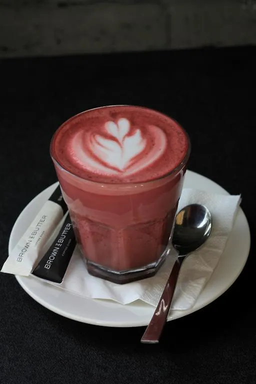 Berry Biz Hotel Seminyak