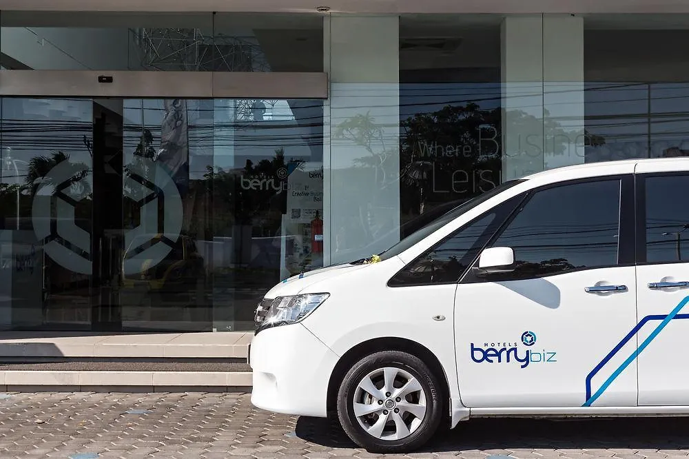 Berry Biz Hotel Seminyak